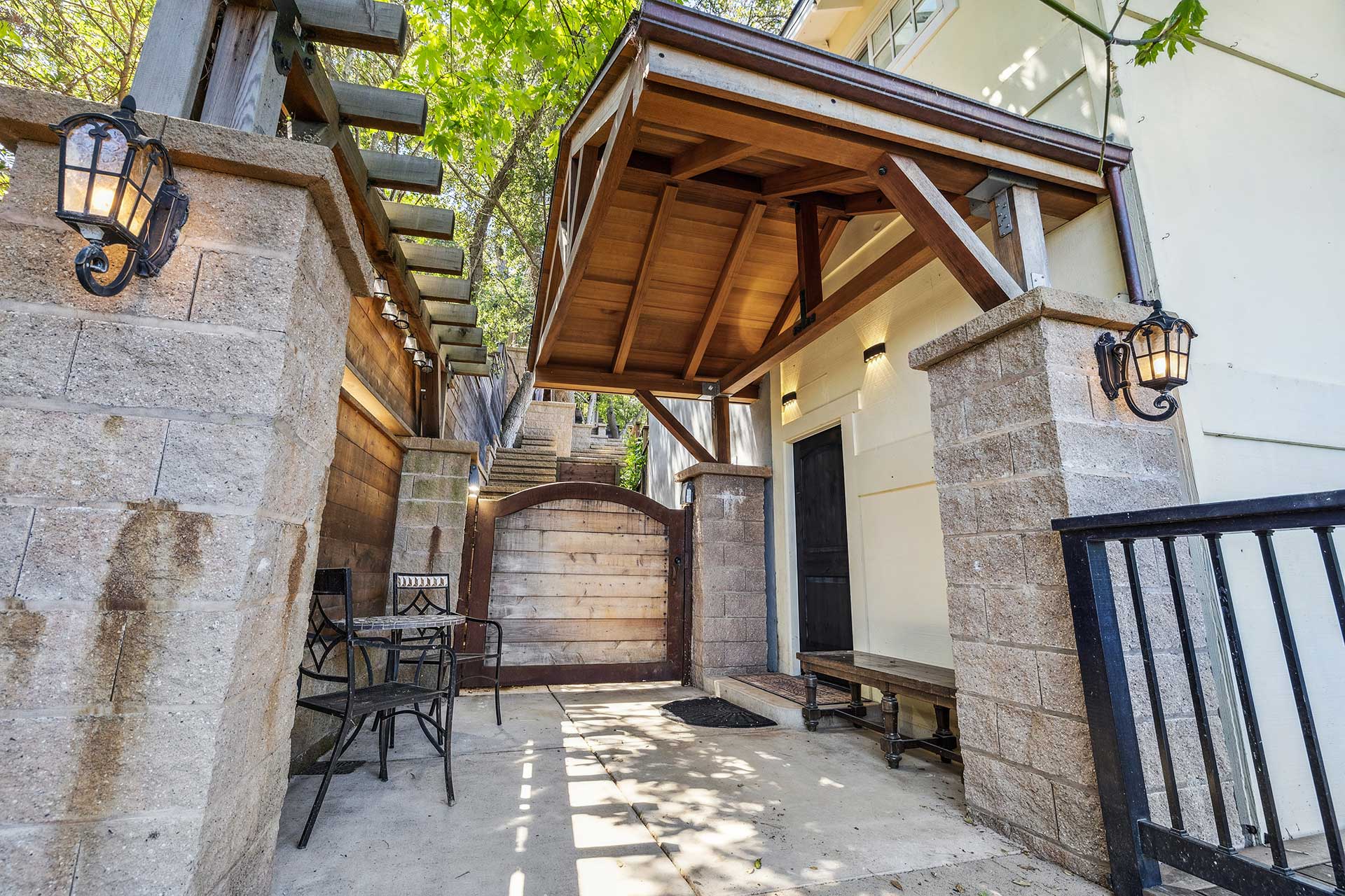 466 Green Glenn Way